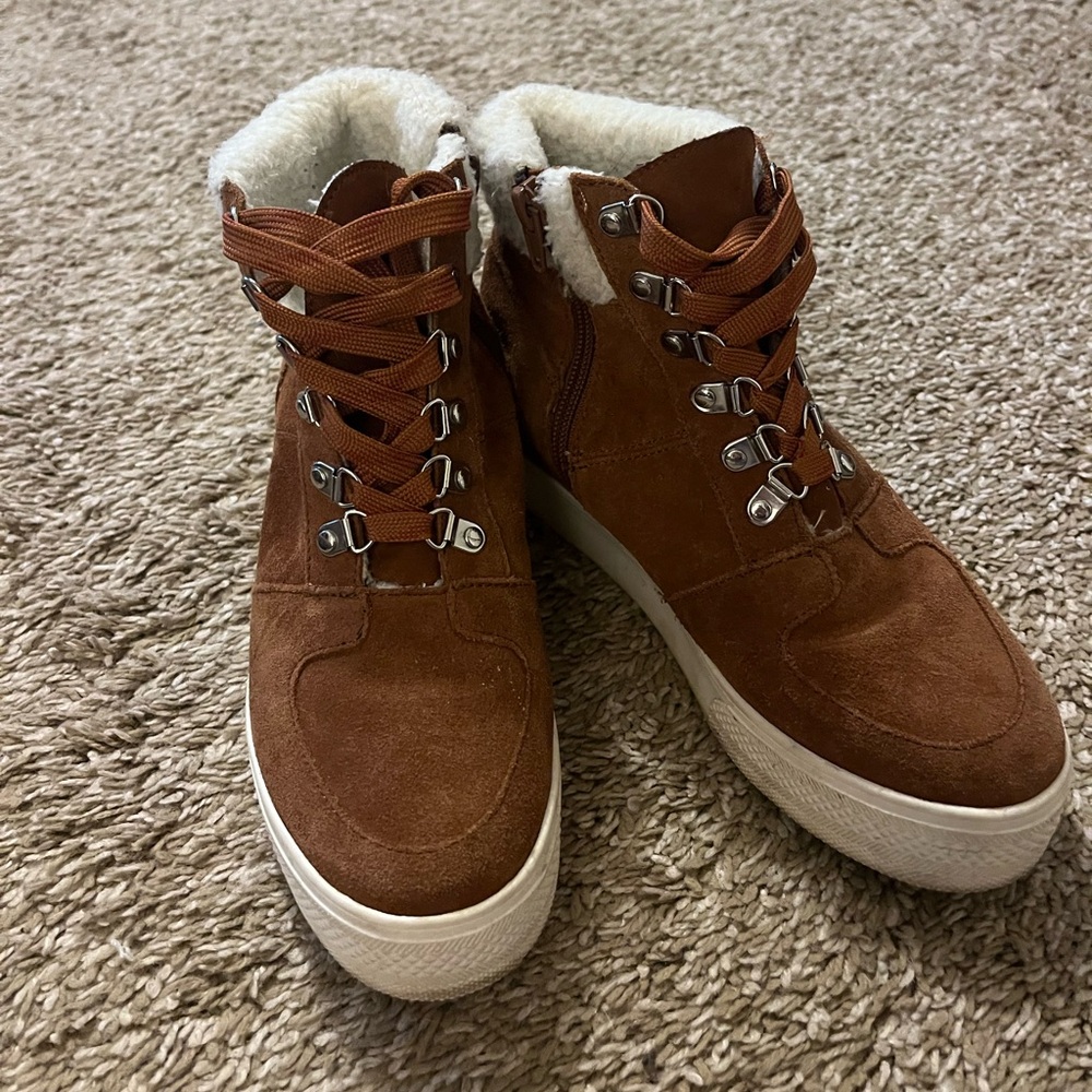 Steve Madden women brown boots